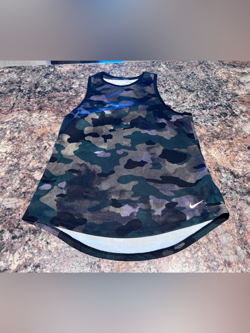 Nike Women’s Camo Performance Tank Top - Black & Green